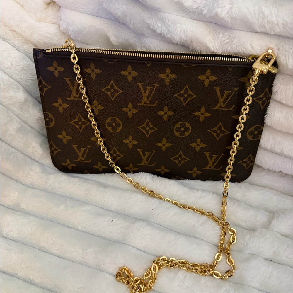 Louis Vuitton 2015 Monogram Neverfull Pouch